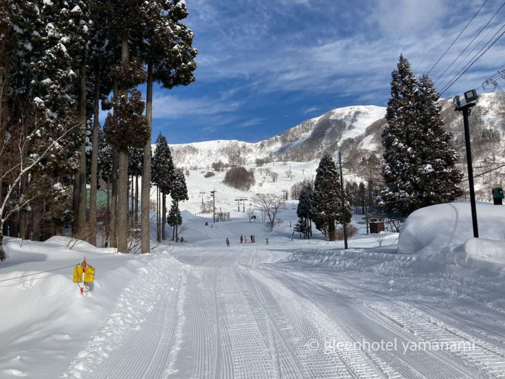 兵庫県　スキー　スノボ　宿泊　ハチ高原　やまなみ　積雪　2ｍ